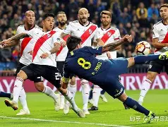 阿尔维斯球员 阿尔维斯球员